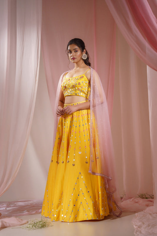 YELLOW HEAVY LEHENGA SET WITH PINK DUPATTA