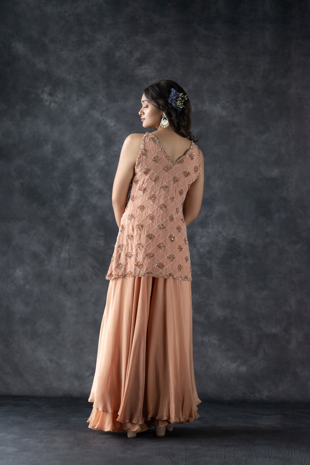 NUDE TUNIC AND PLAZZO SET WITH CHOKAR OBMRE DUPATTA